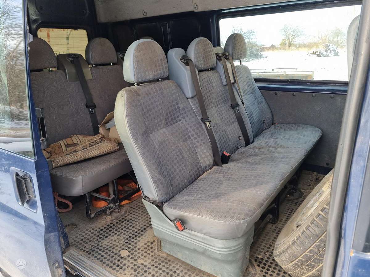 Ford Tranzit, passenger vans