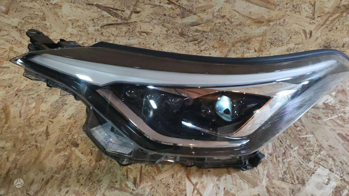 Toyota C-HR body parts