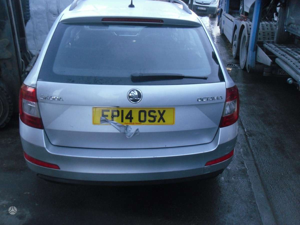 Skoda Octavia dalimis