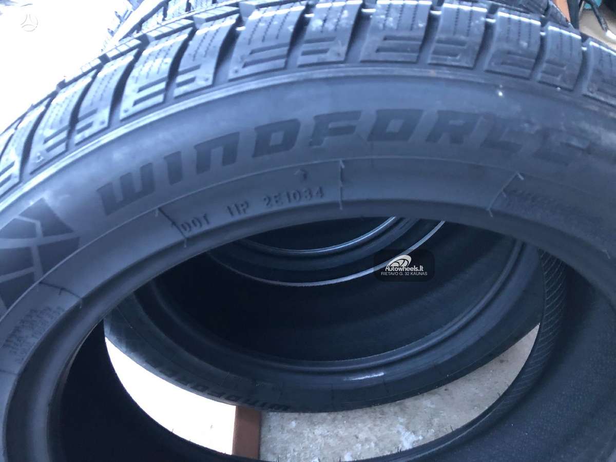 Windforce Snow Blazer UHP, winter 225/50 R17