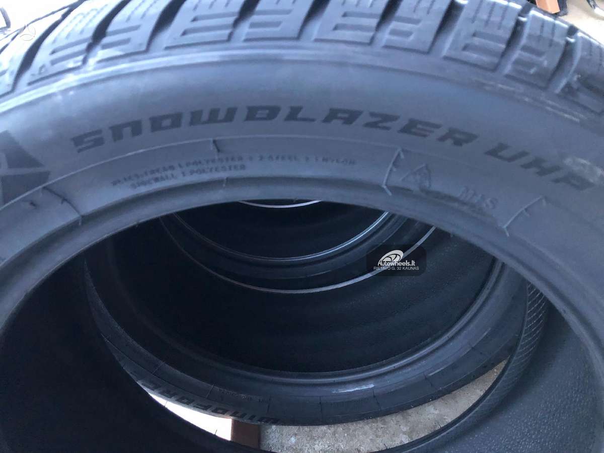 Windforce Snow Blazer UHP, winter 225/50 R17