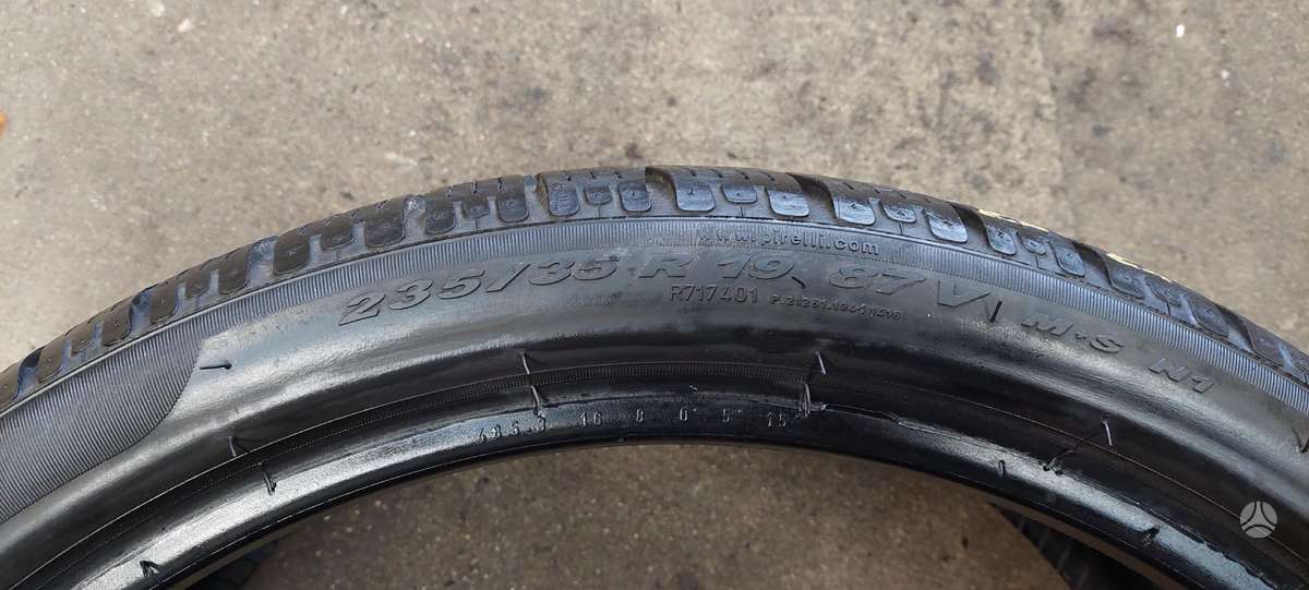Pirelli, winter 235/35 R19