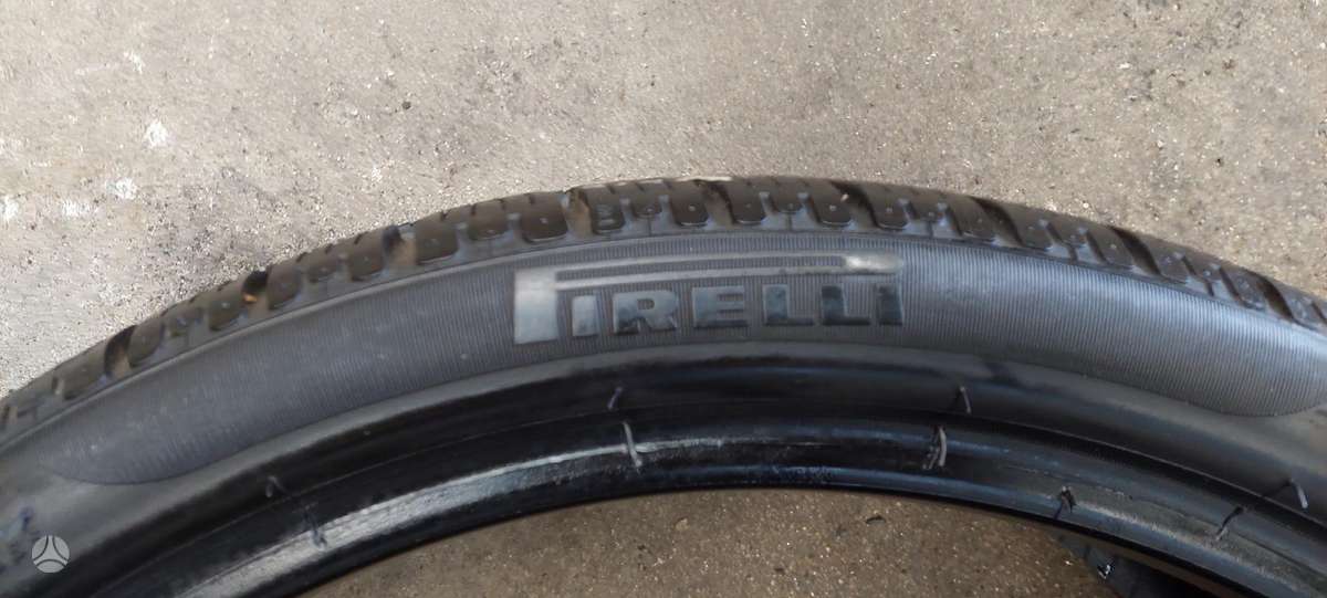 Pirelli, winter 235/35 R19