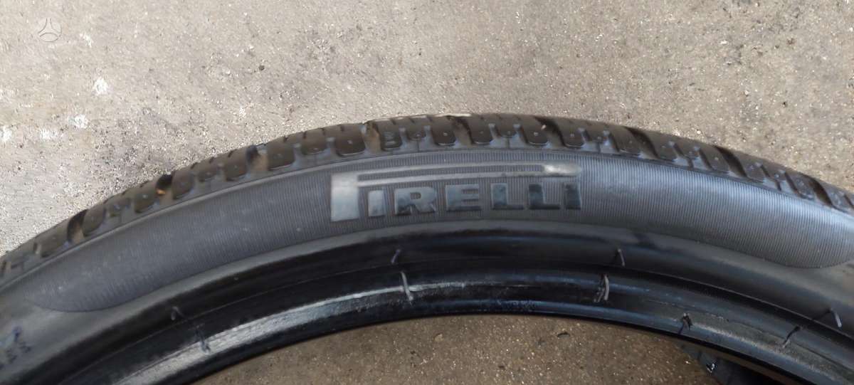 Pirelli, зимние 235/35 R19