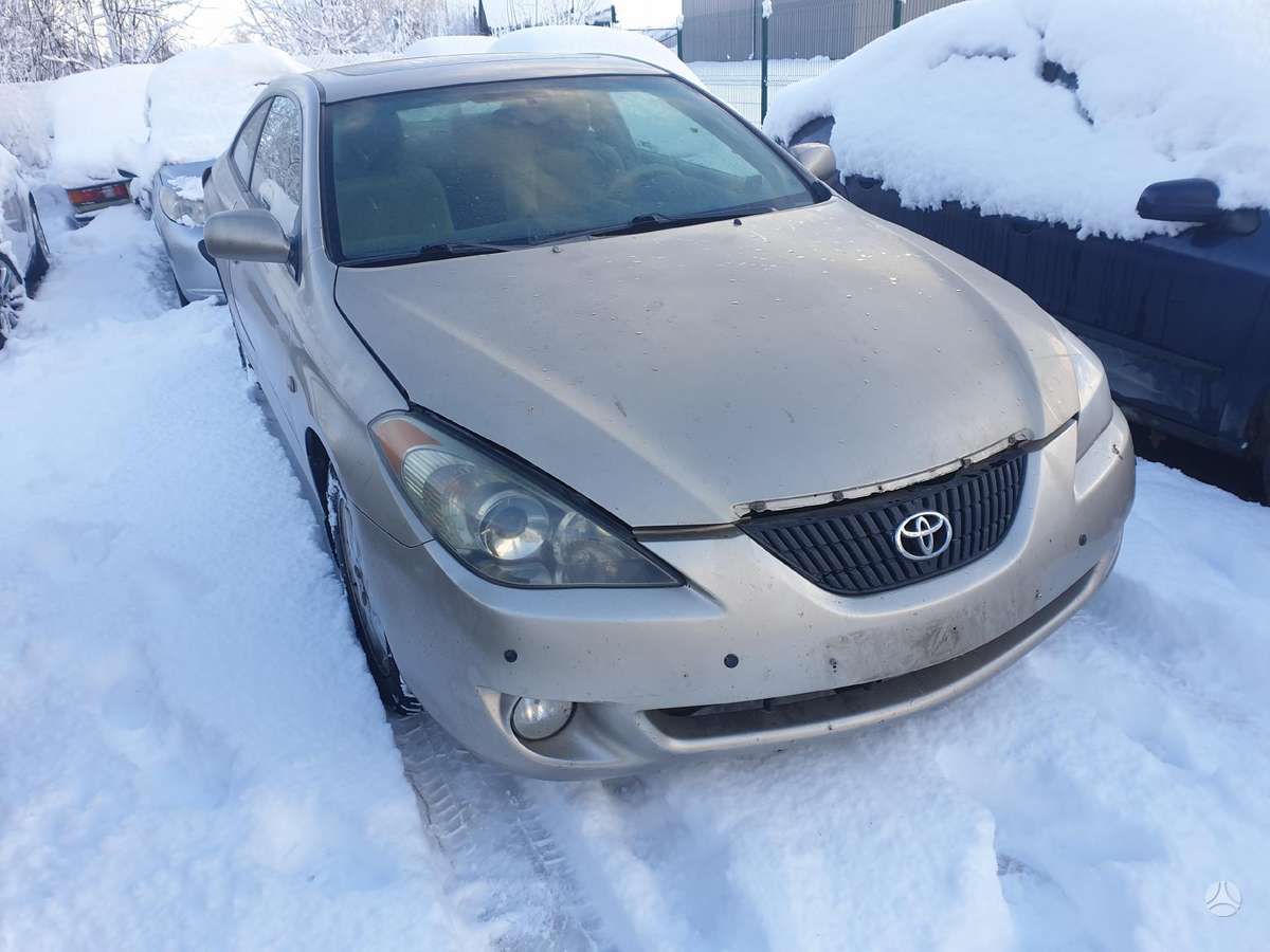 Toyota Solara dalimis