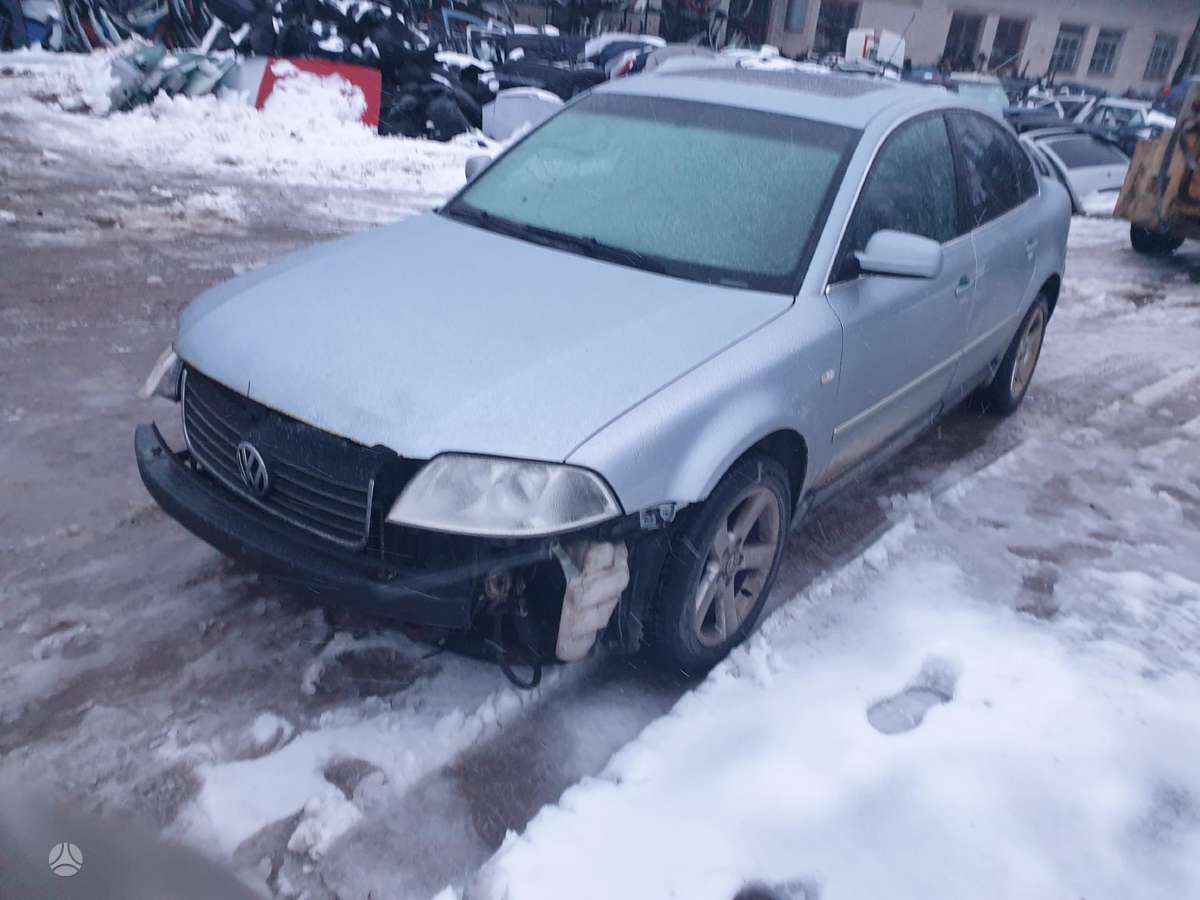 Volkswagen Passat for parts