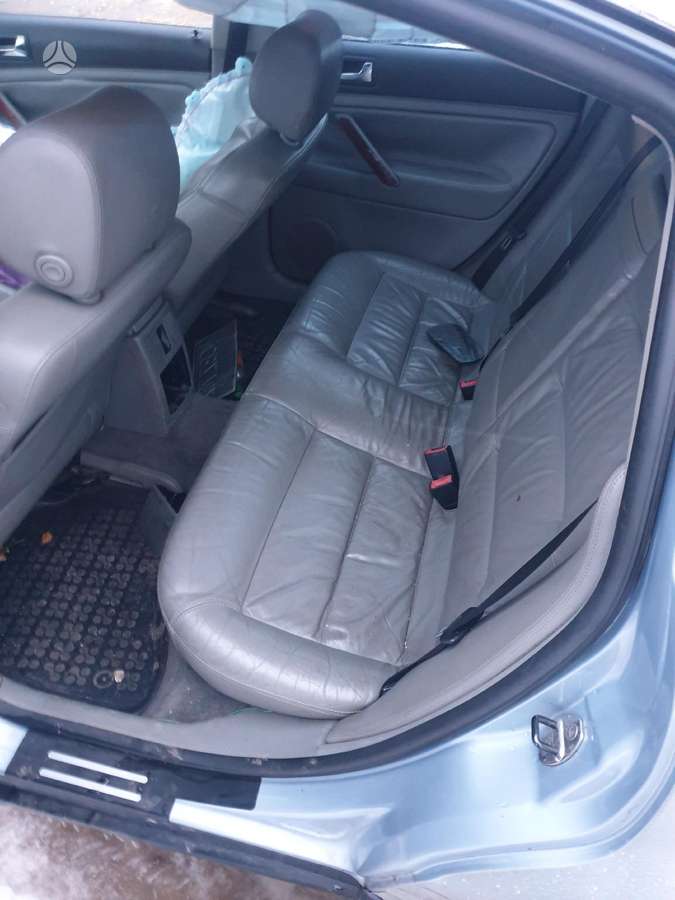 Volkswagen Passat for parts