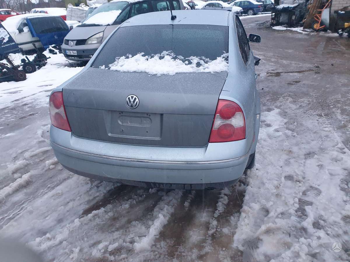 Volkswagen Passat for parts