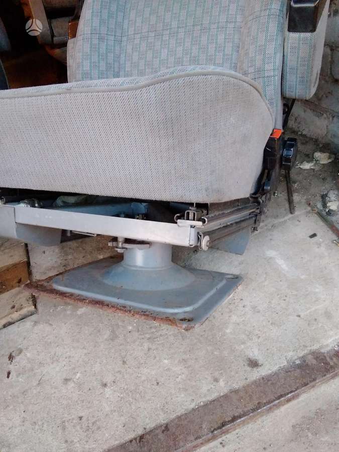 Volkswagen Multivan dalimis