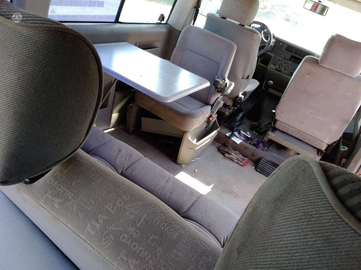 Volkswagen Multivan dalimis