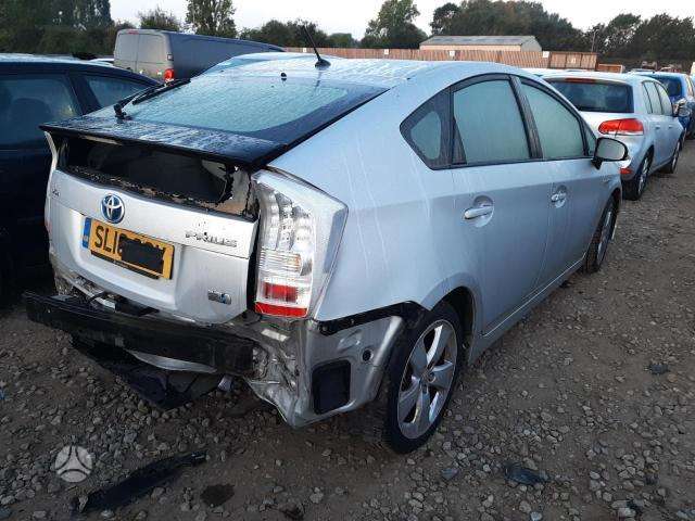 Toyota Prius dalimis