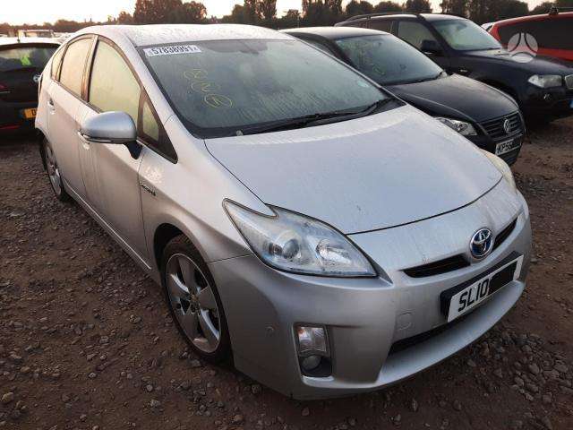Toyota Prius по частям