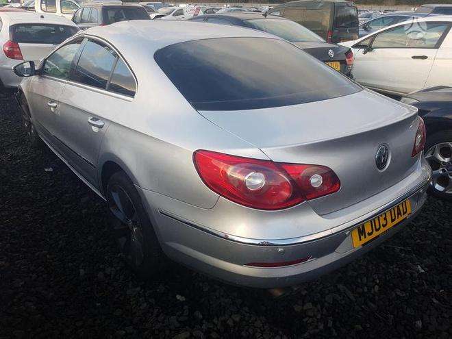 Volkswagen Passat CC dalimis