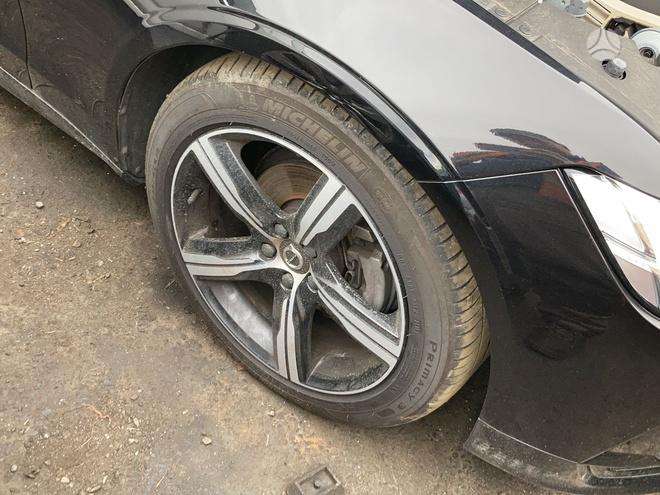Volvo S90 по частям
