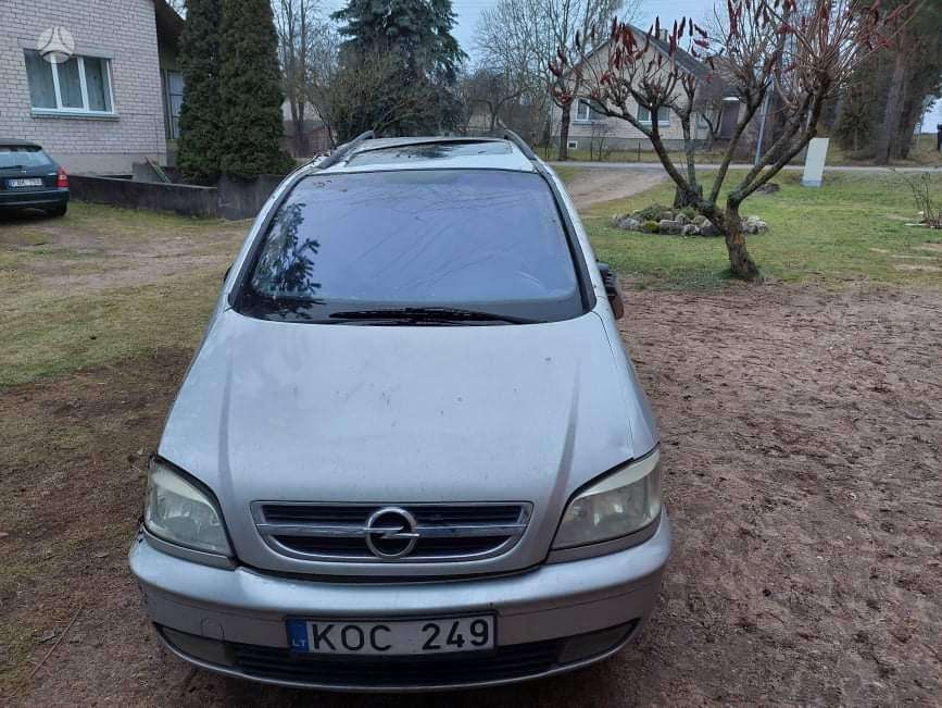 Opel Zafira Siunčiam