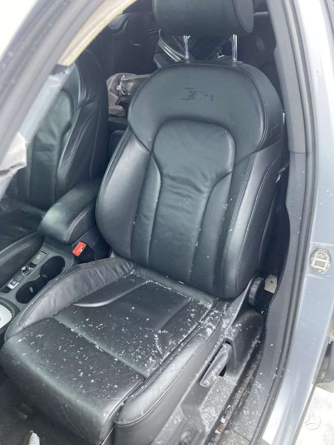 Audi Q3 dalimis