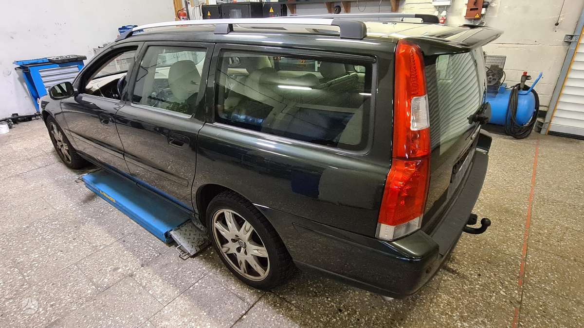Volvo V70