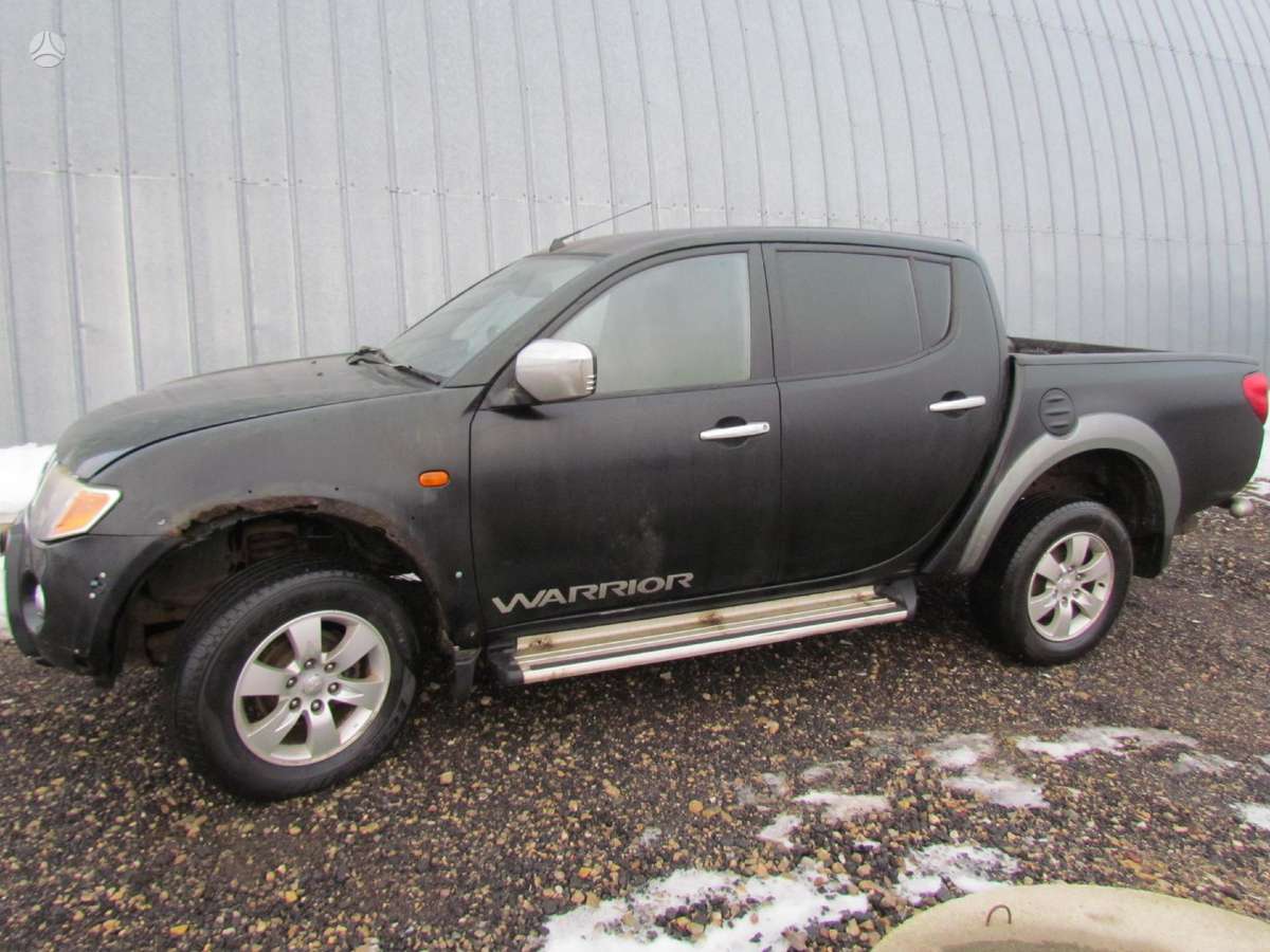 Mitsubishi L200