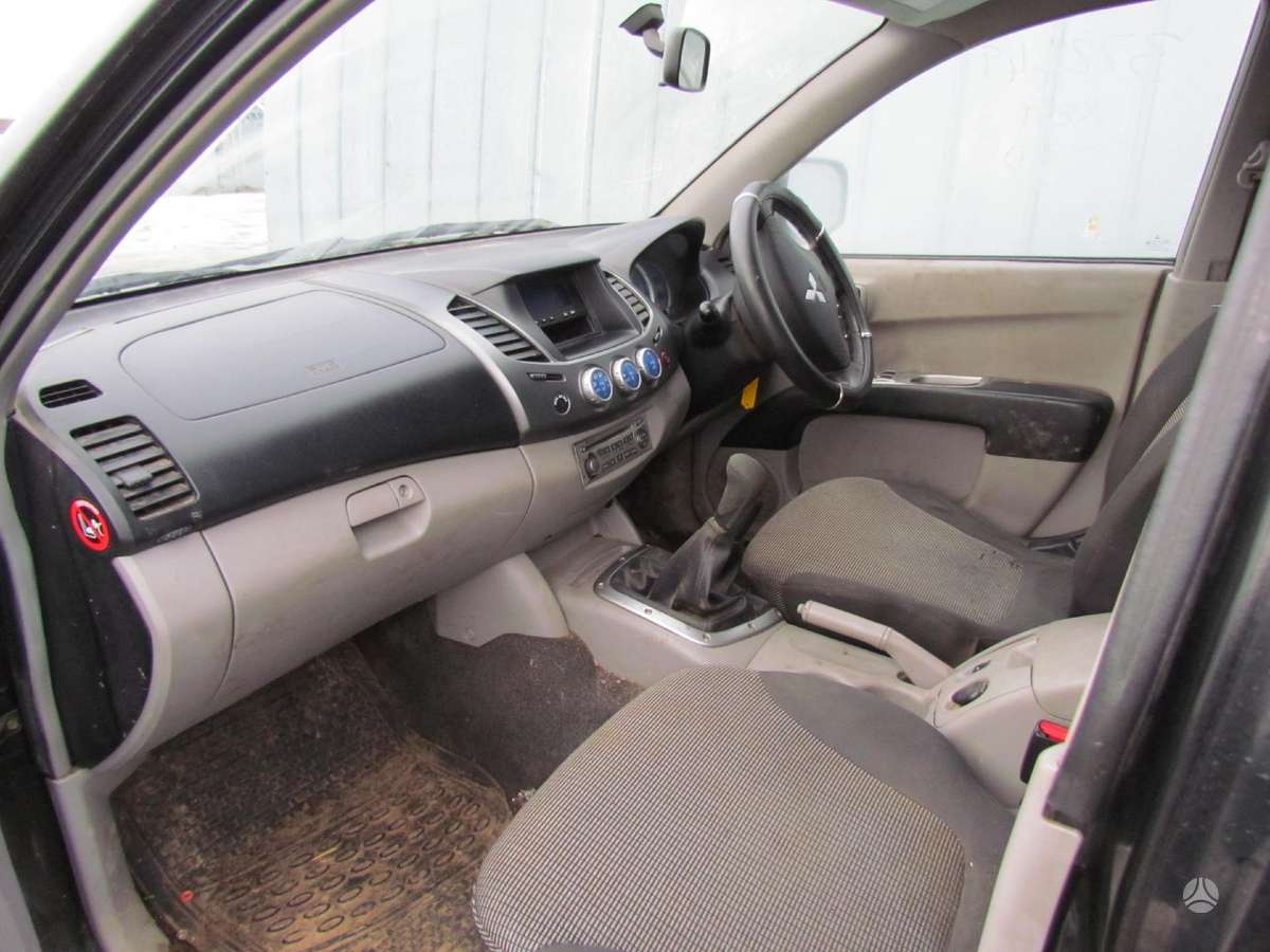 Mitsubishi L200