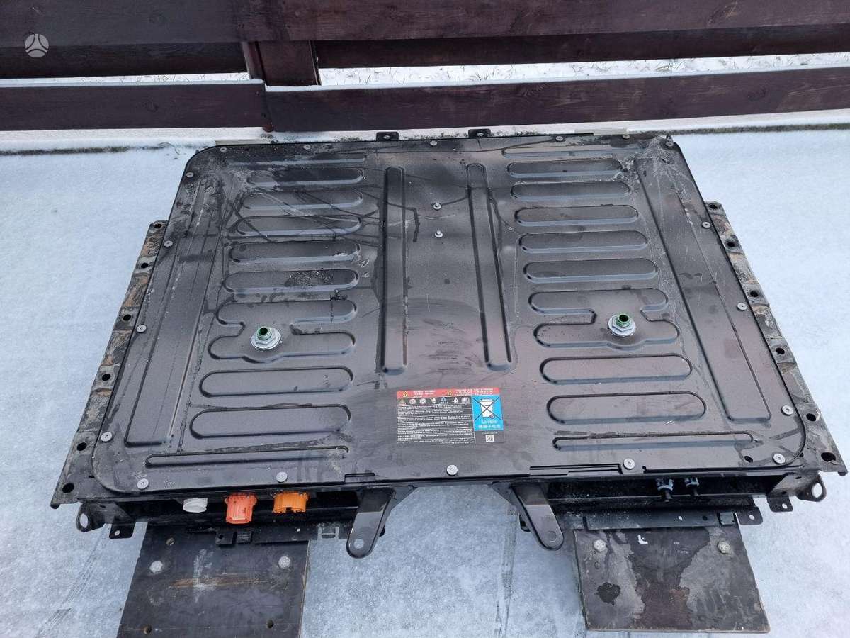 Ford Kuga Išsamiau tel