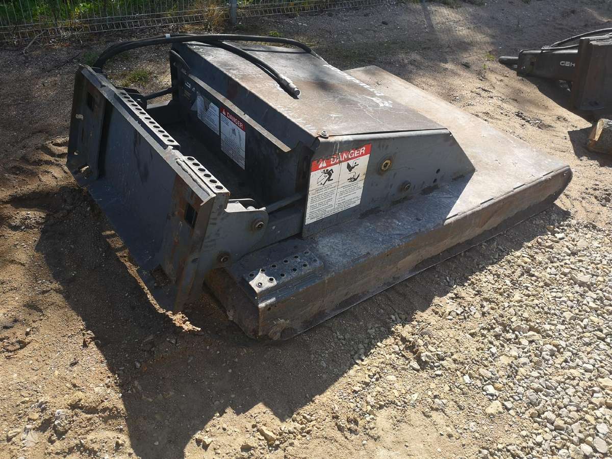 Bobcat 130-770, kausi