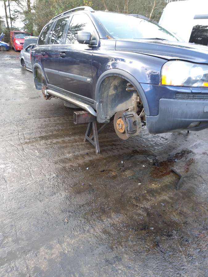 Volvo XC90 Dalimis
