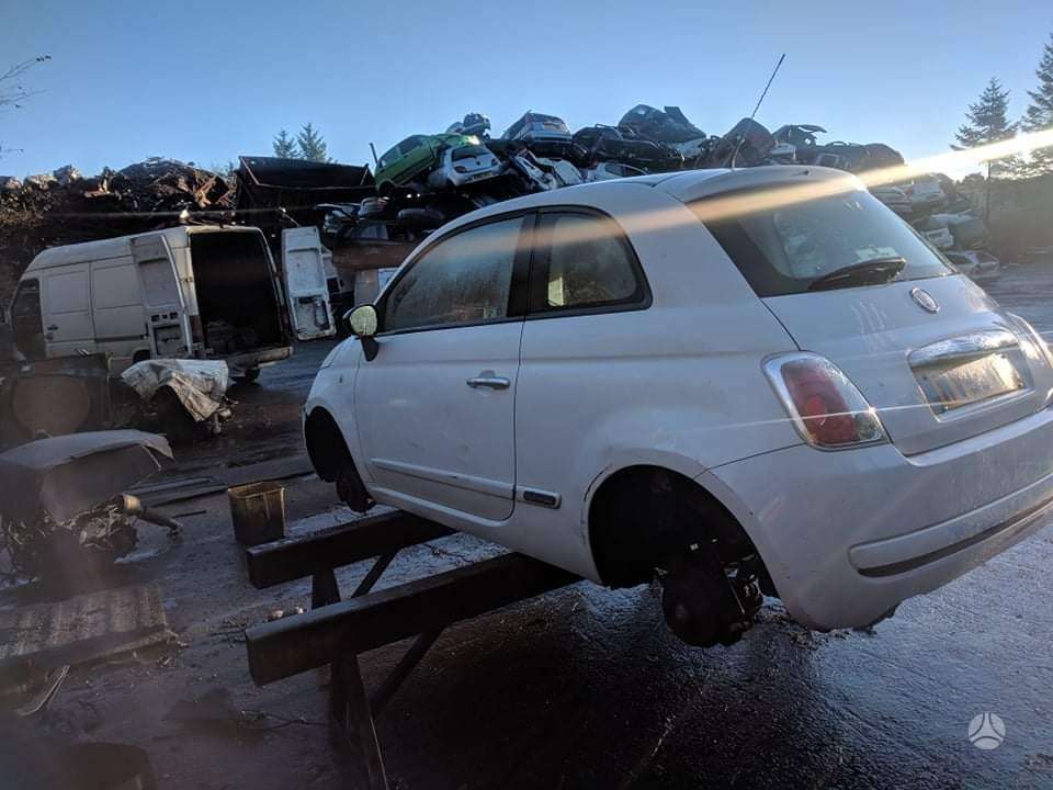 Fiat 500 dalimis