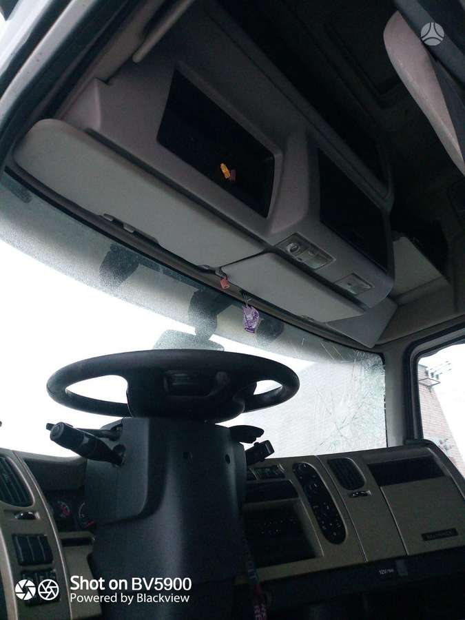 Renault Premium, semi-trailer trucks