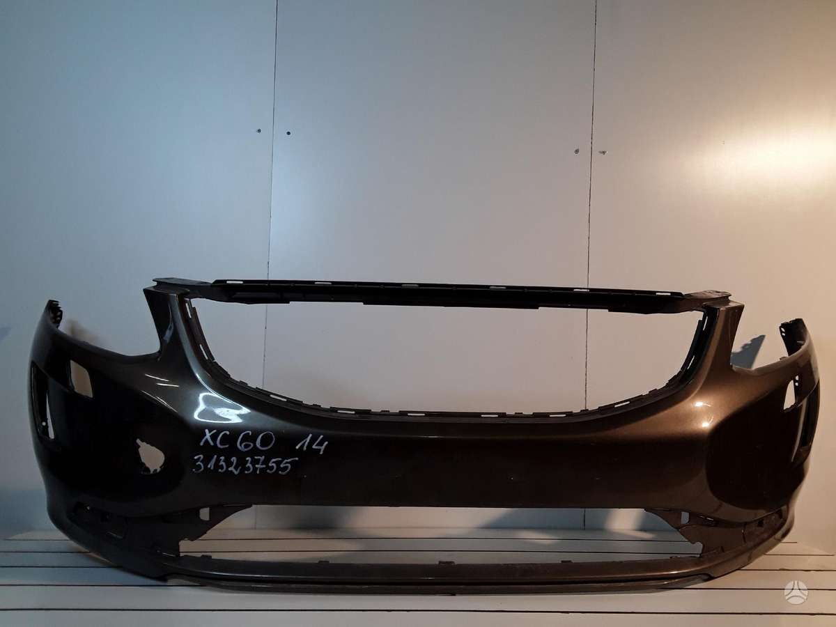 Volvo XC60 dalimis
