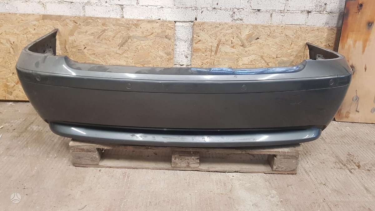 BMW 7 serija Pilnas galinis bamperis