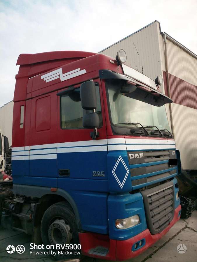DAF XF105, vilkikai