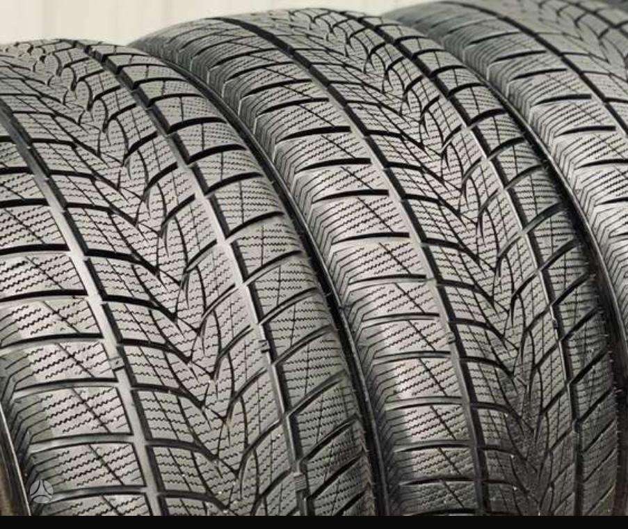 Imperial Snowdragon UHP, winter 215/40 R18