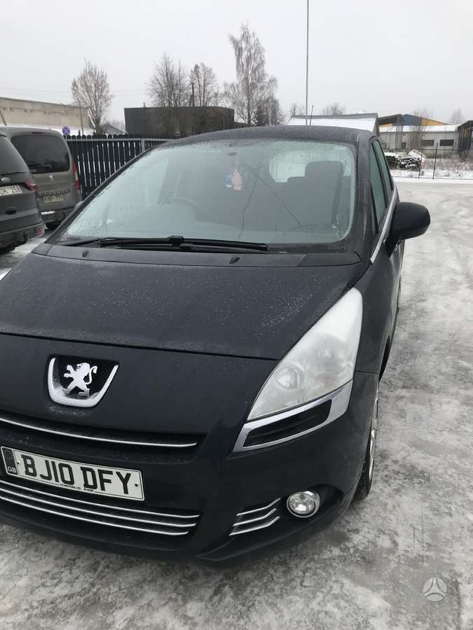 Peugeot 5008 dalimis