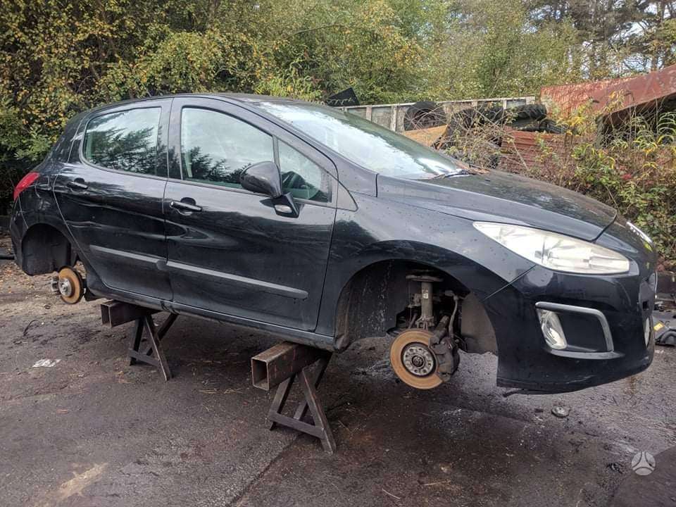 Peugeot 308 dalimis