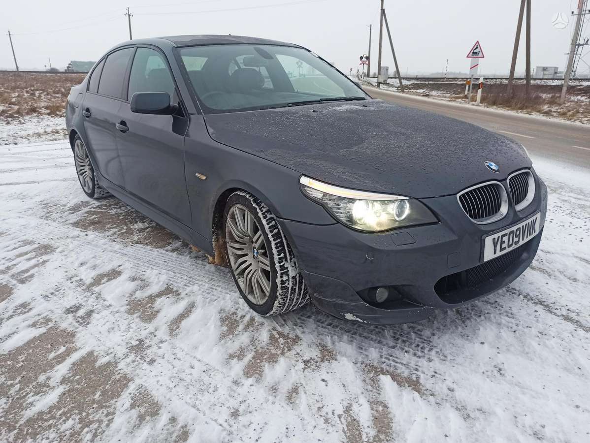 BMW 530