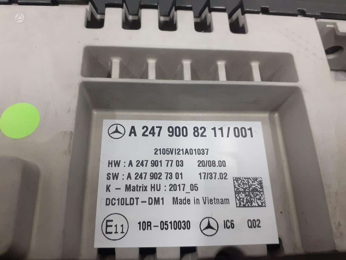 Mercedes-Benz GLA klasė instrument panel