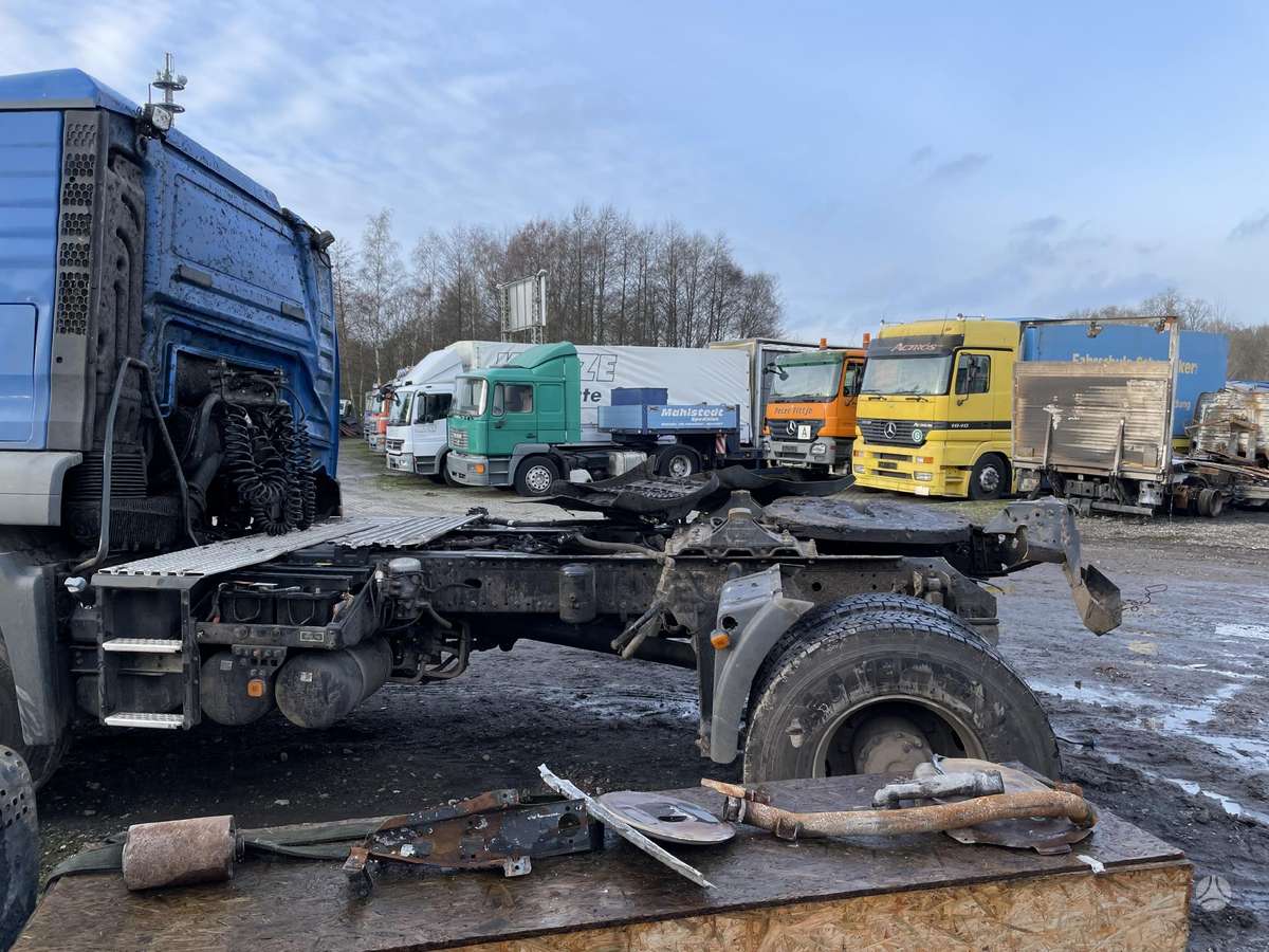 MAN TGS 18.440, semi-trailer trucks