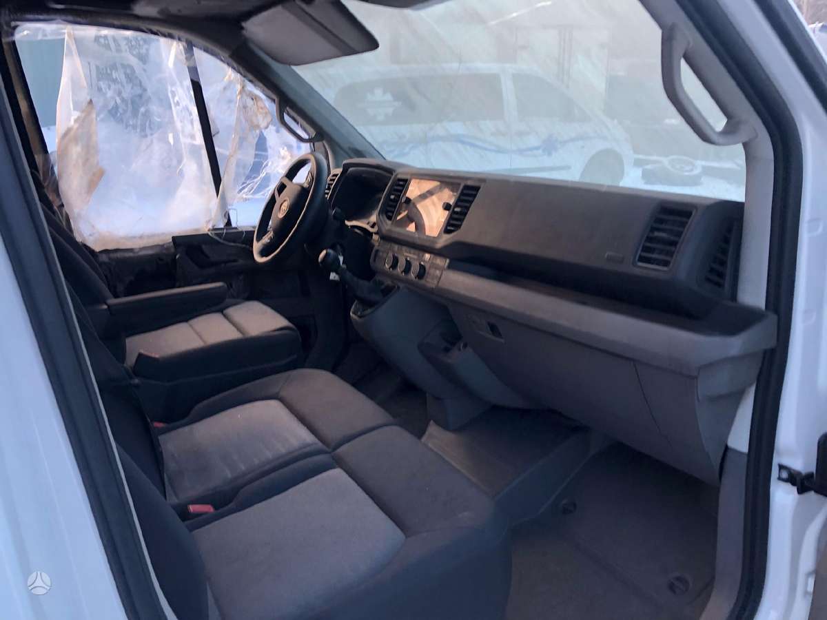 Volkswagen Crafter, cargo vans