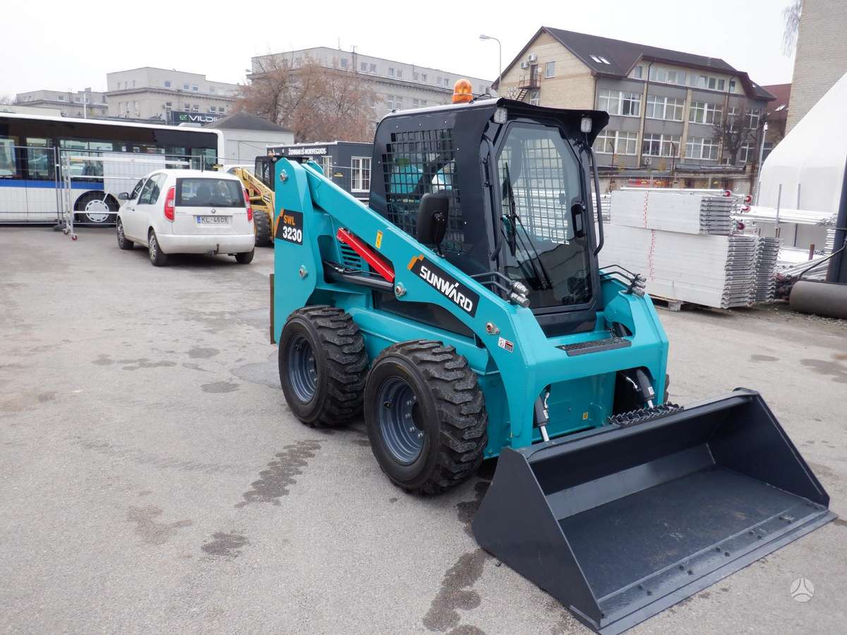 Sunward SWL3230, mini loaders