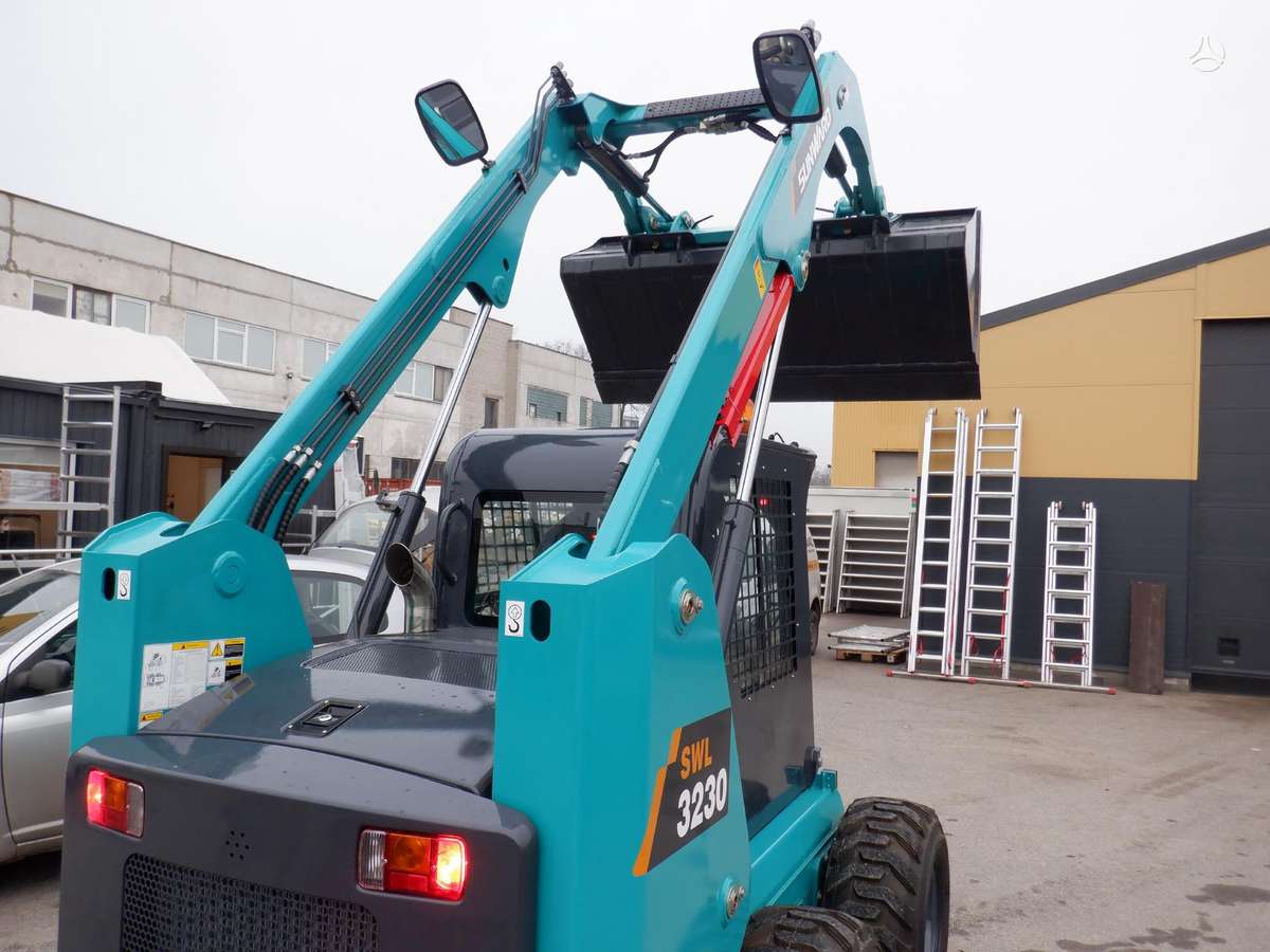 Sunward SWL3230, mini loaders