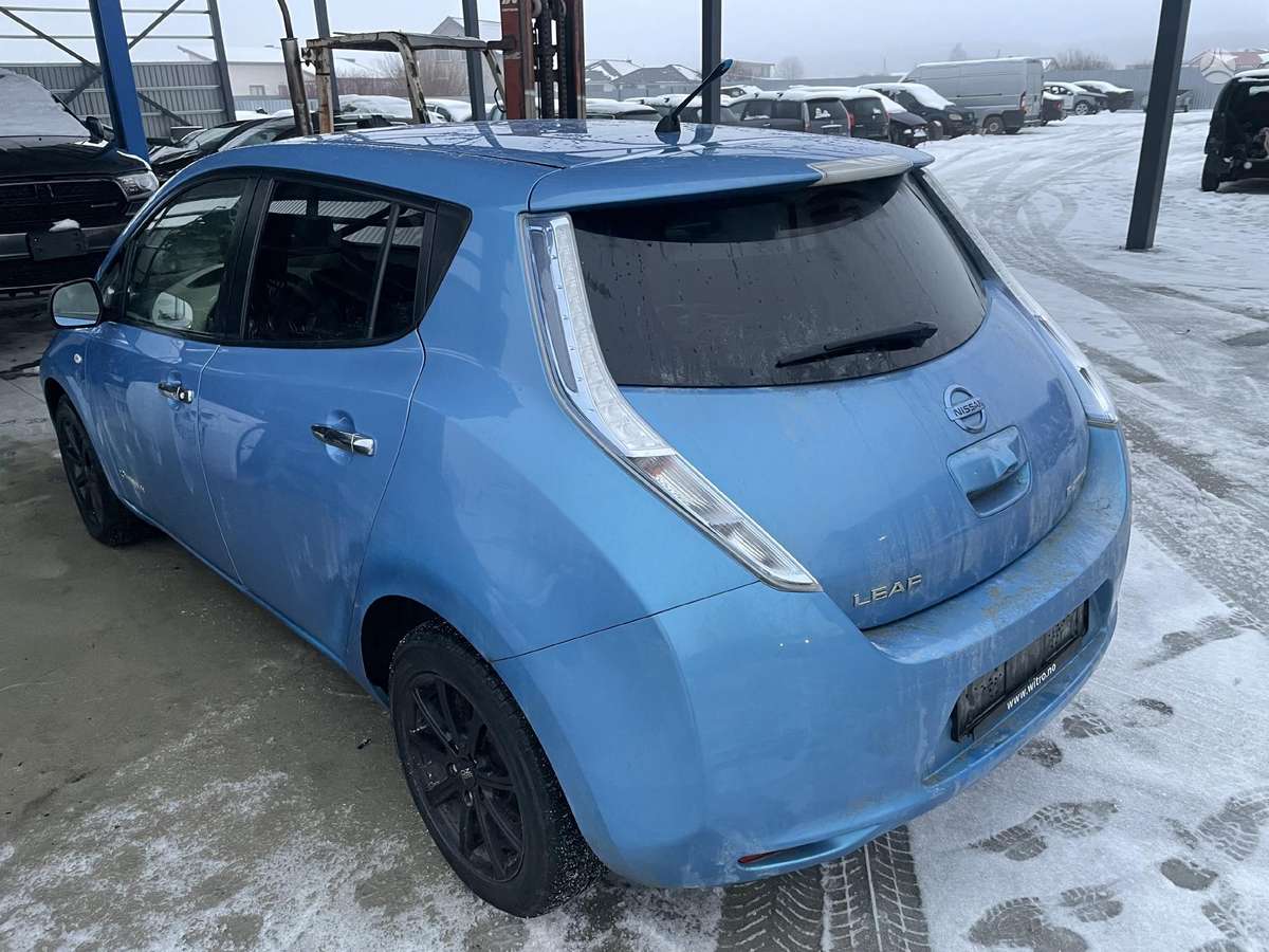 Nissan Leaf dalimis. Baterijos likitis 85