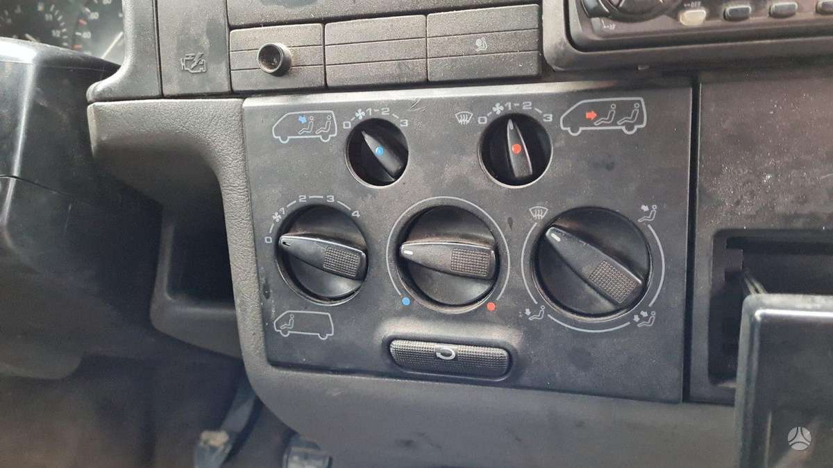Volkswagen Caravela, passenger vans