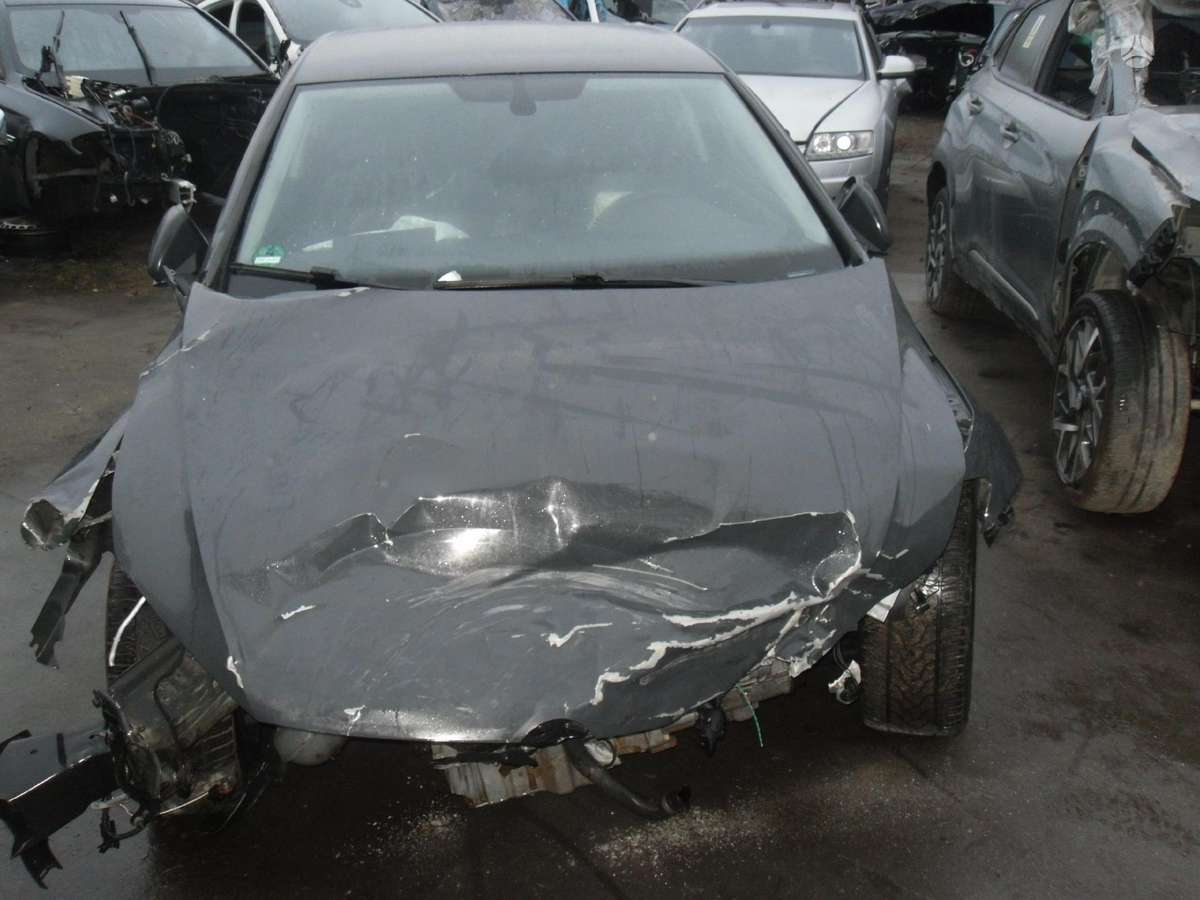 Volkswagen Golf rezerves daļās