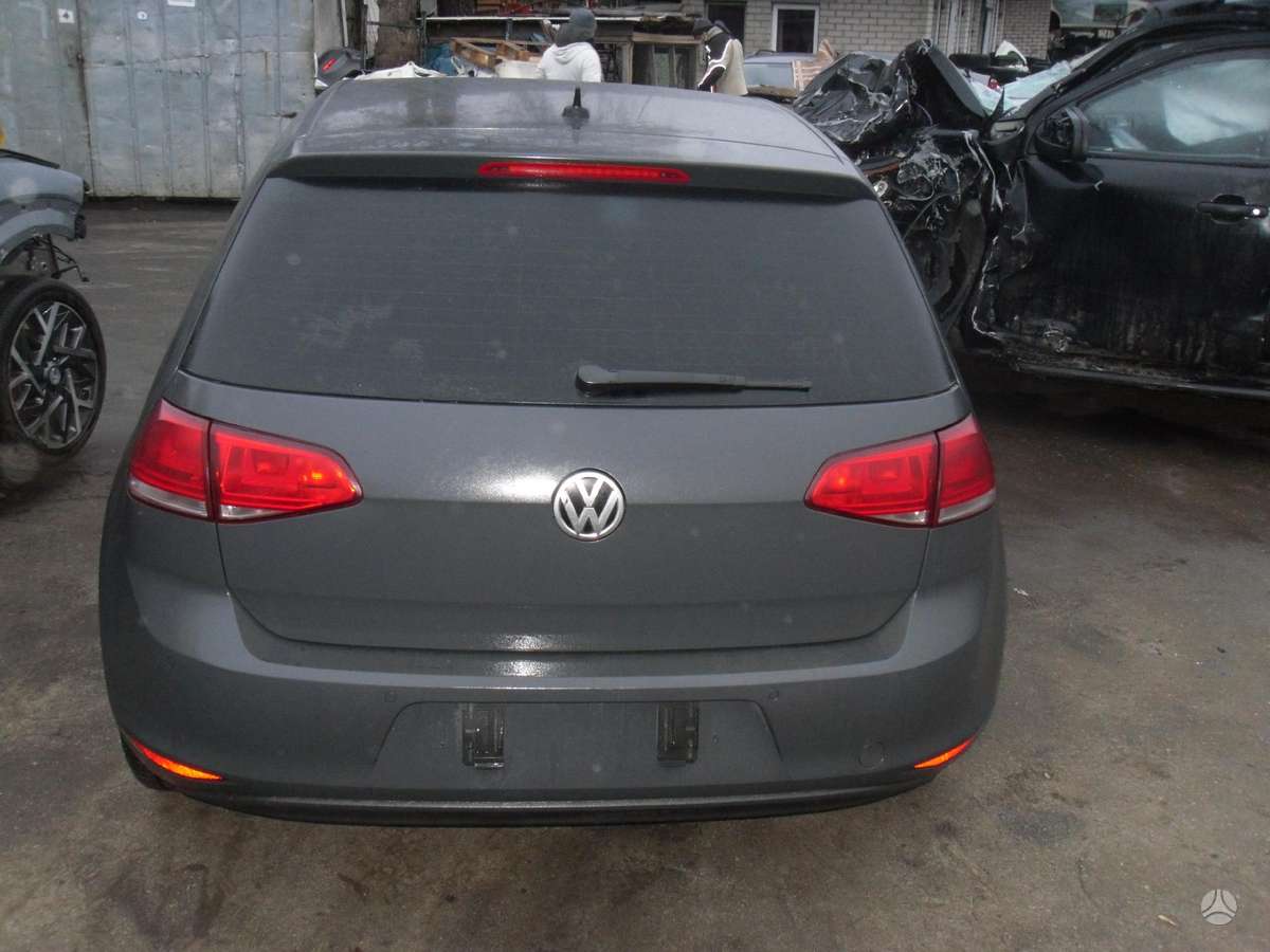 Volkswagen Golf for parts