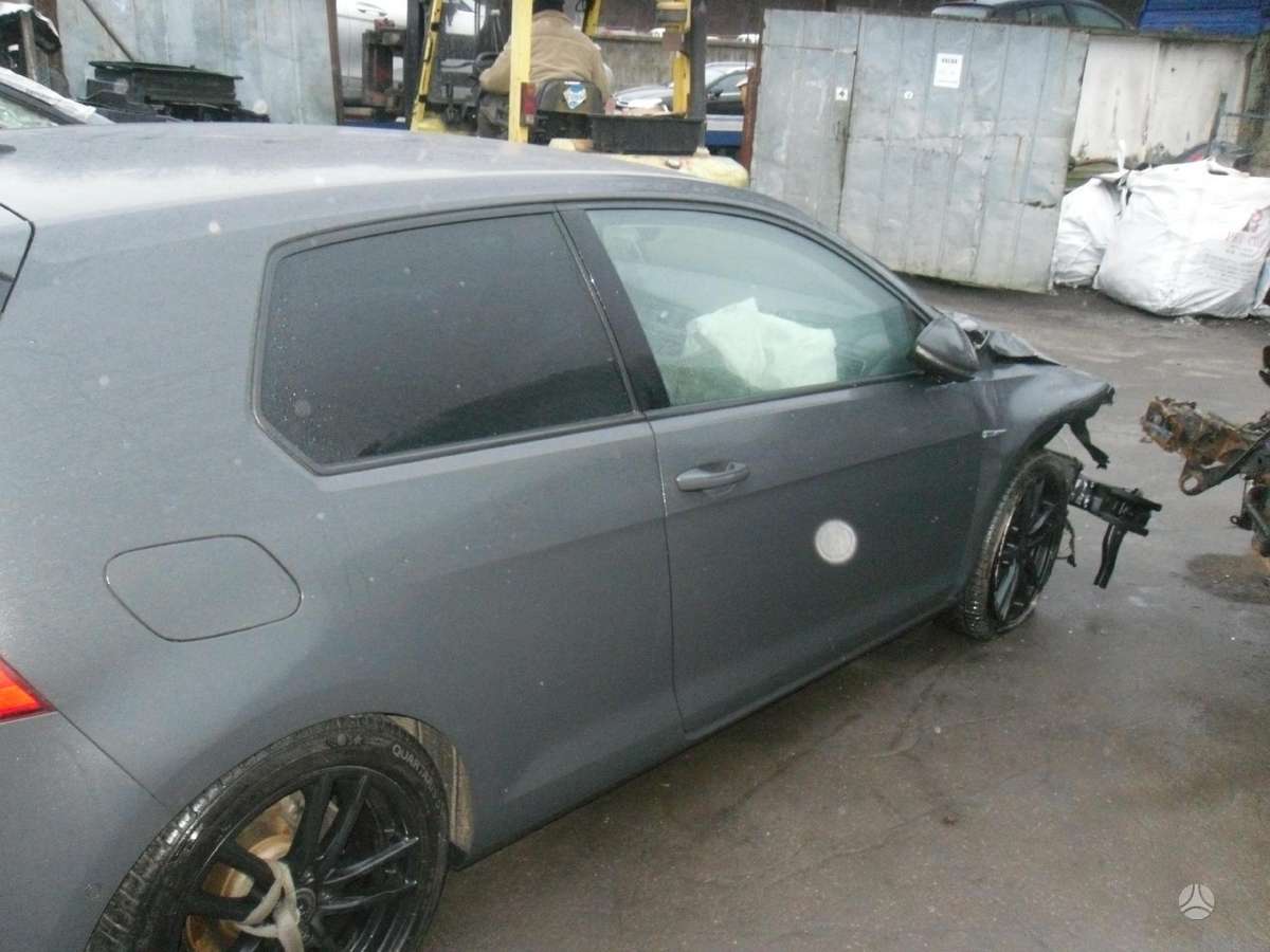 Volkswagen Golf for parts