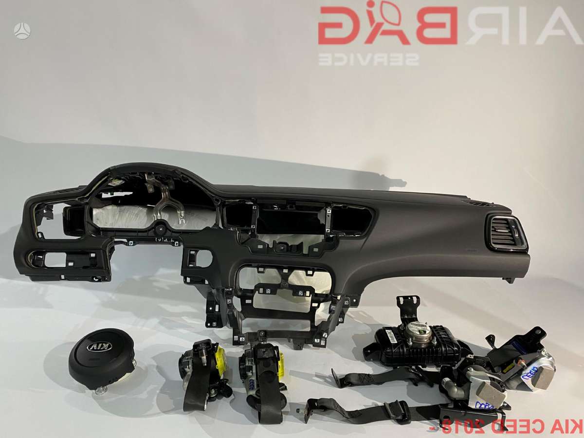 Kia Ceed airbags, seat belts