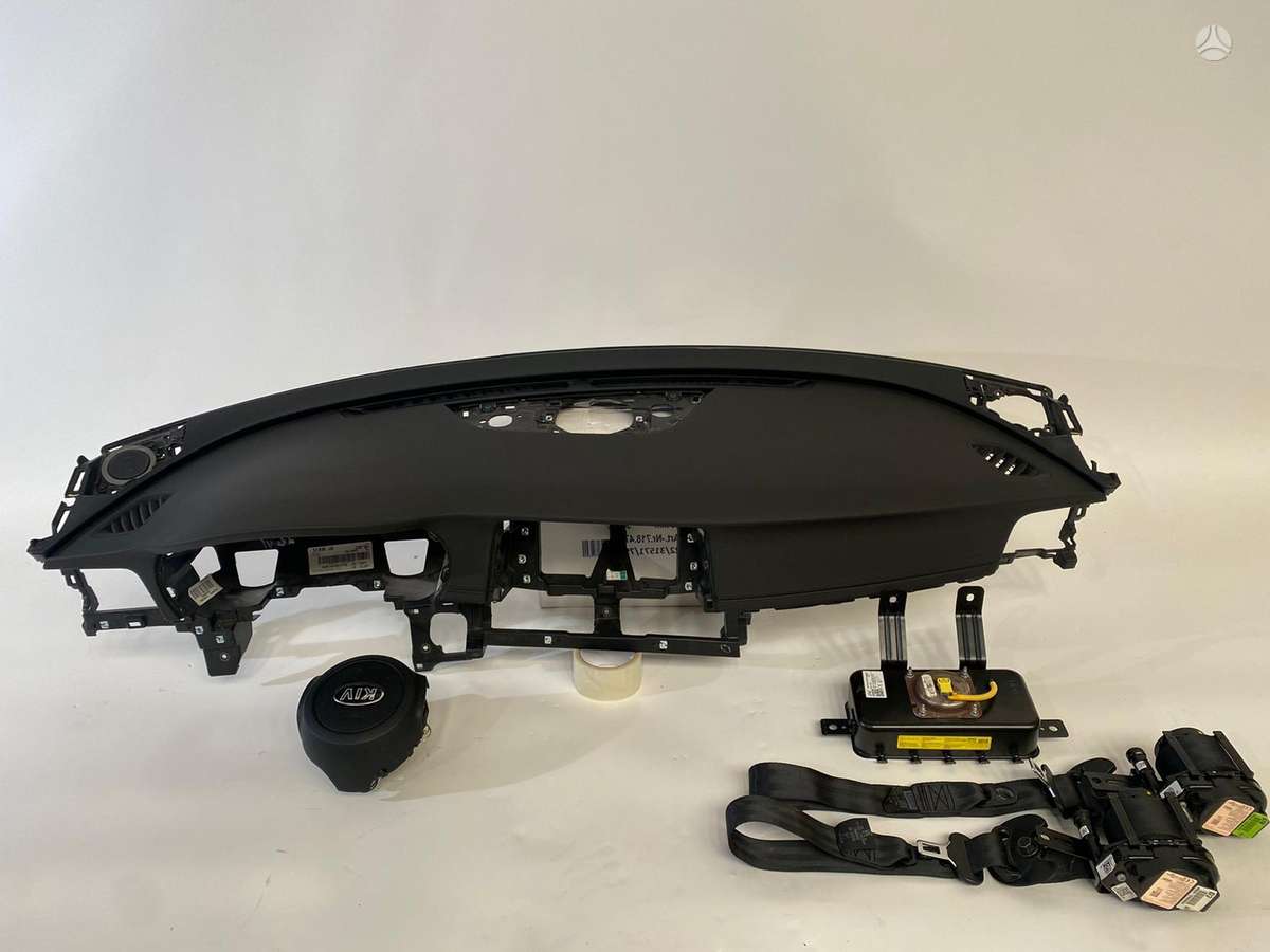 Kia Optima airbags, seat belts