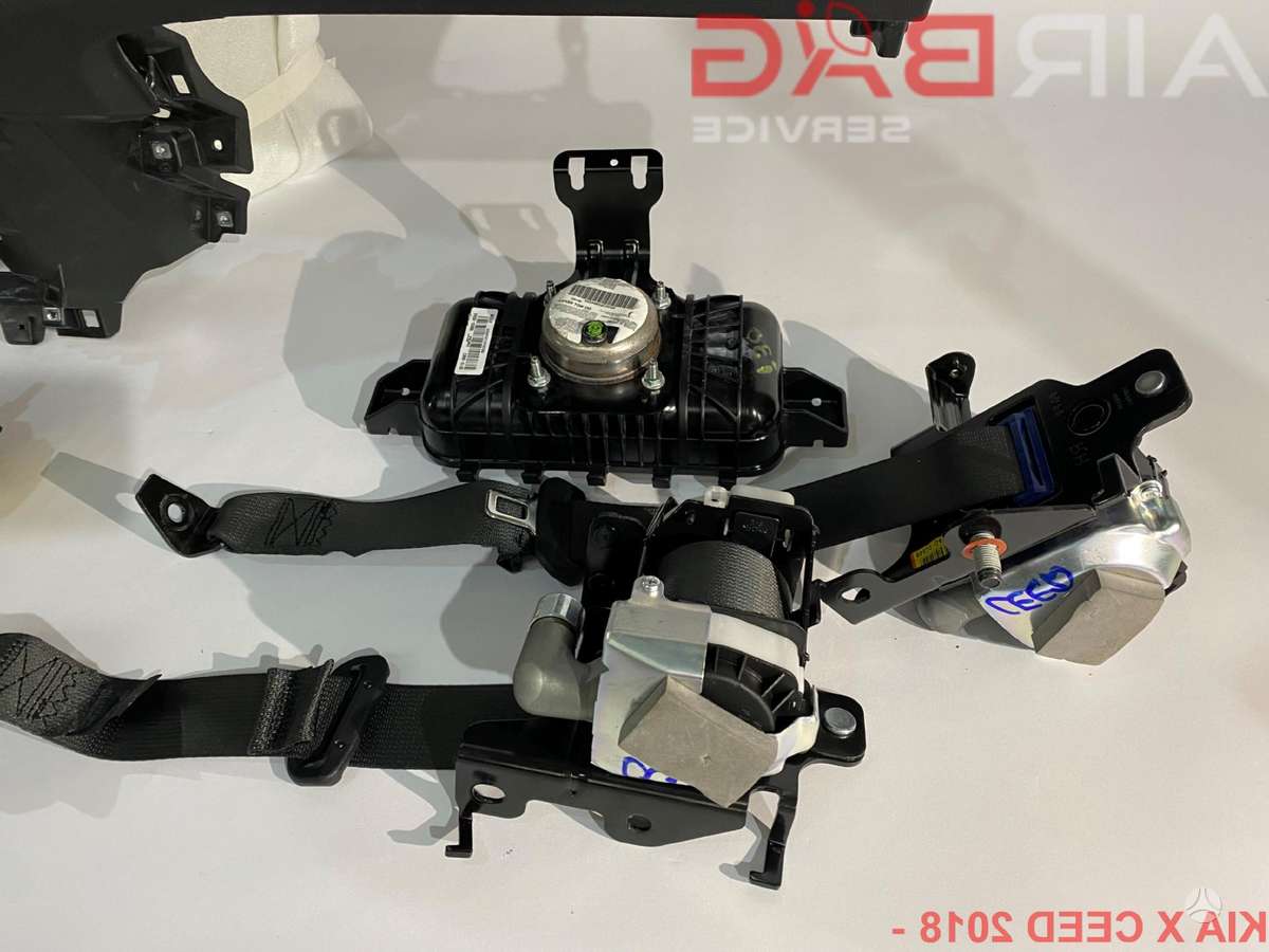 Kia XCeed airbags, seat belts