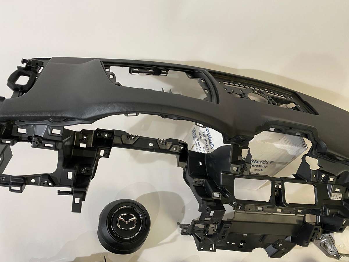 Mazda CX-5 oro pagalvės, saugos diržai