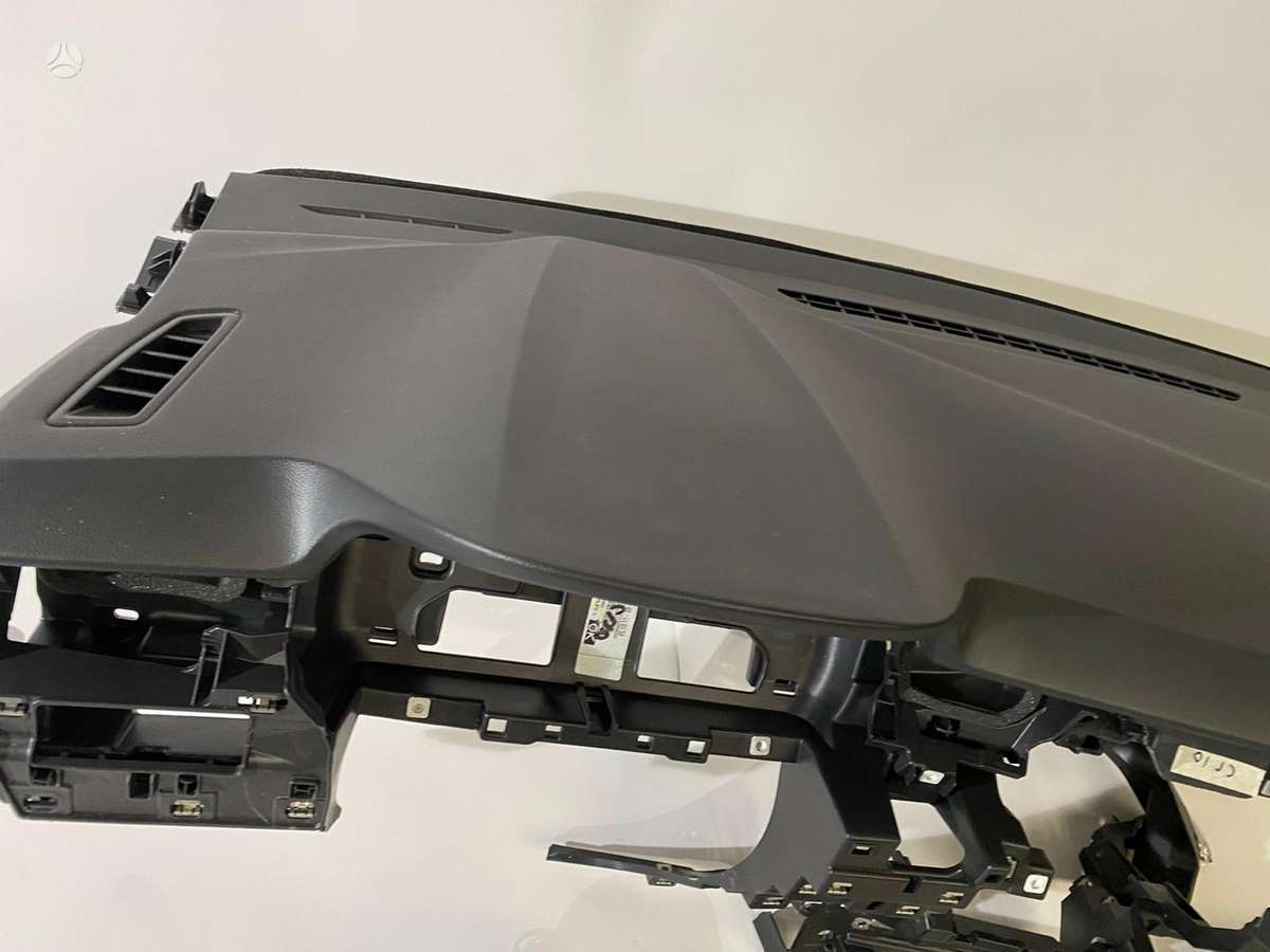 Renault Clio panelė, oro pagalvės, saugos diržai
